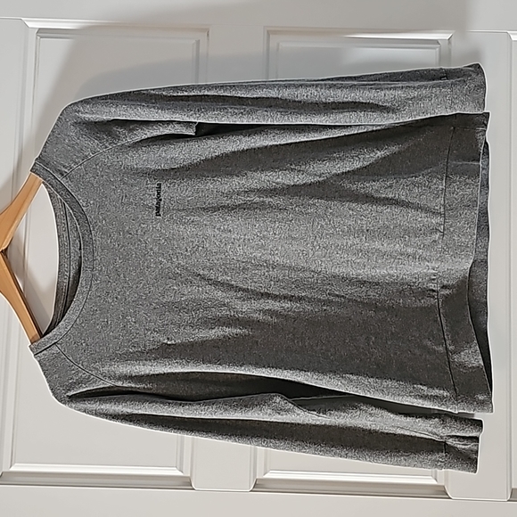 Patagonia Logo Reaponsibili Tee - Picture 6 of 12